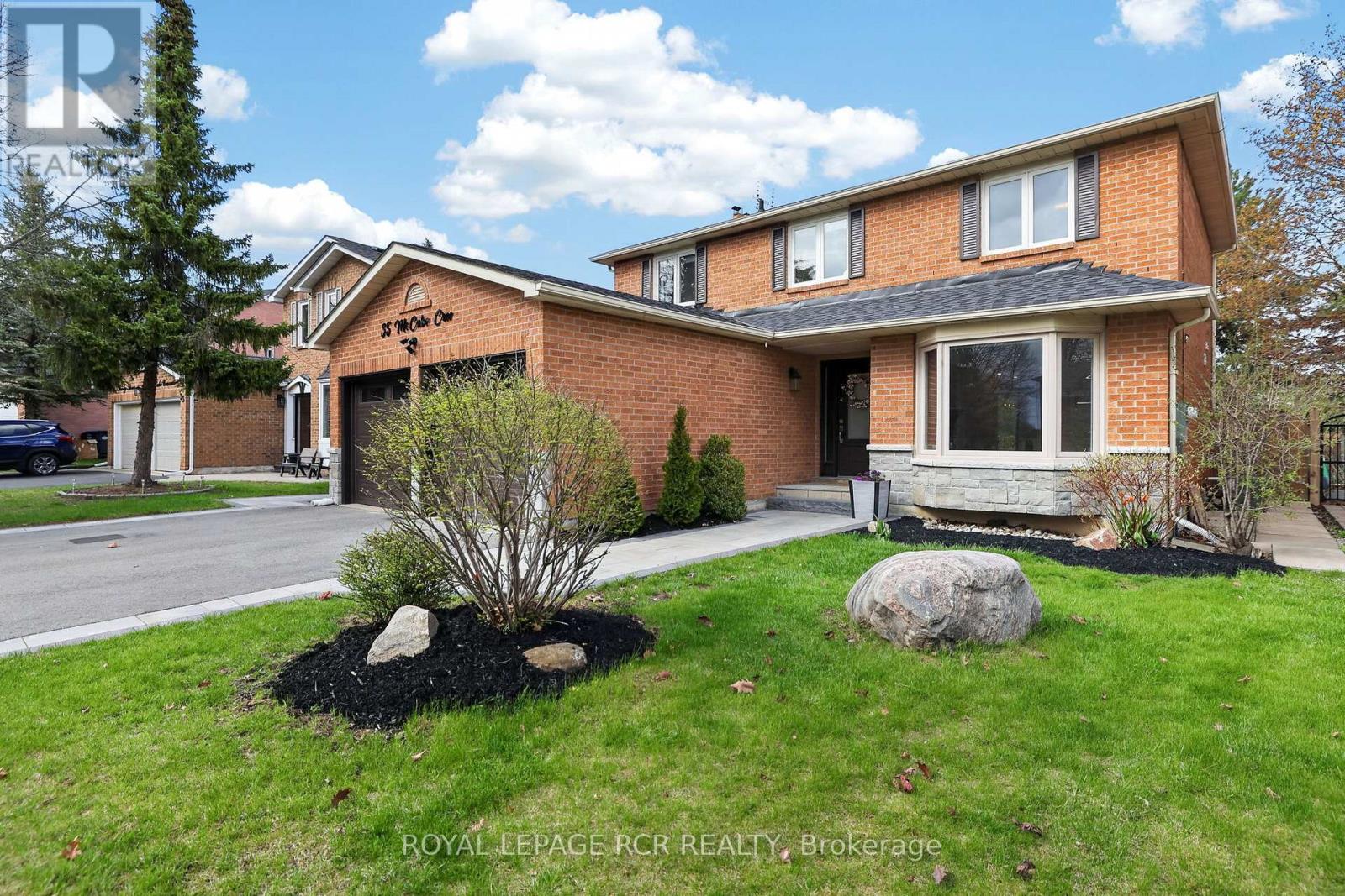 35 Mccabe Crescent, Caledon, Ontario  L7E 5X1 - Photo 4 - W13104708