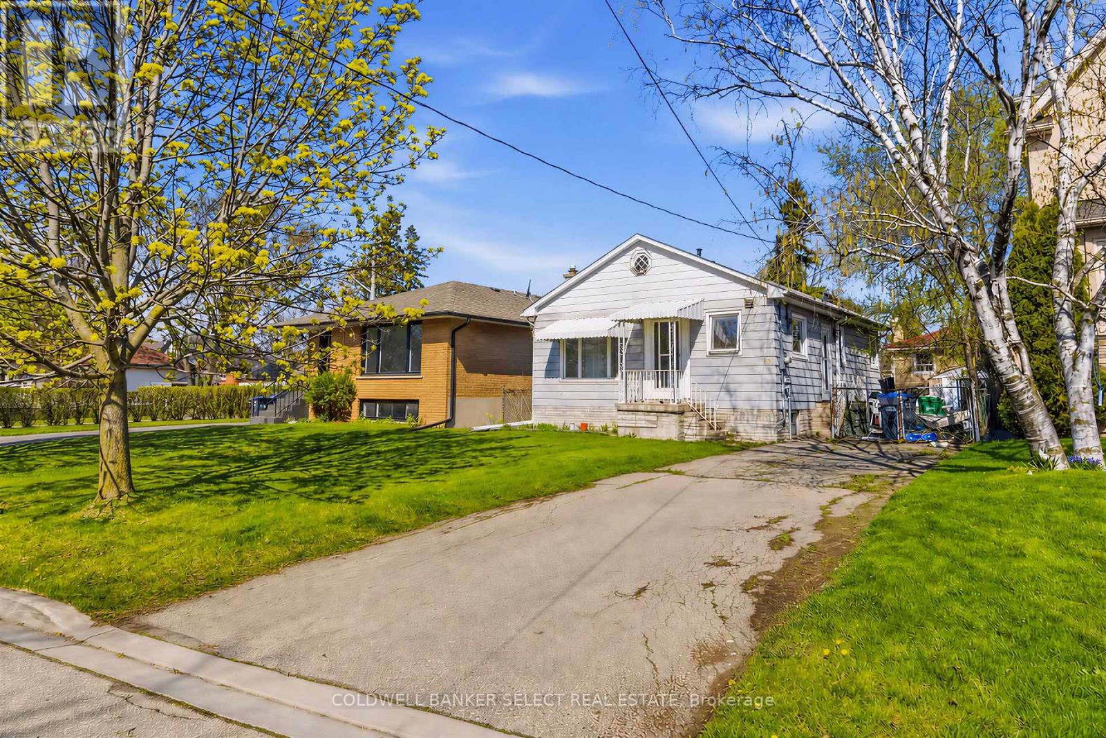 879 SIXTH STREET, Mississauga, Ontario
