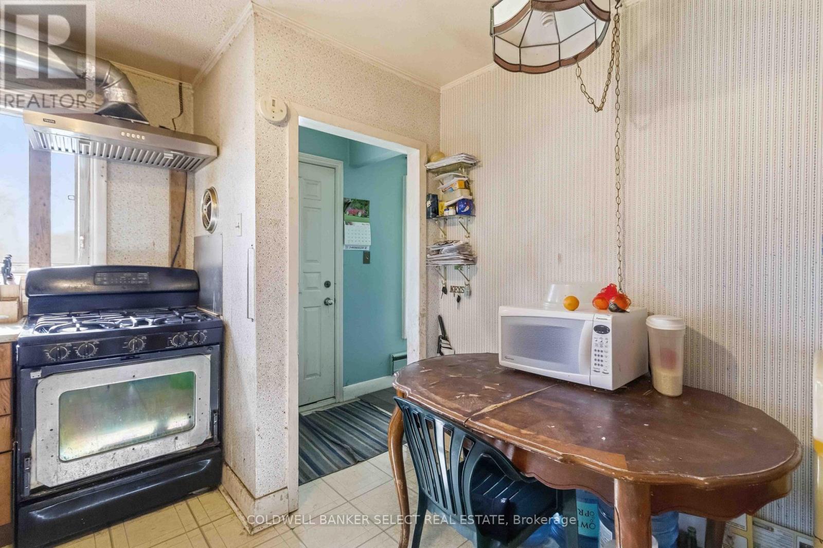 879 Sixth Street, Mississauga, Ontario  L5E 1N5 - Photo 18 - W13104826