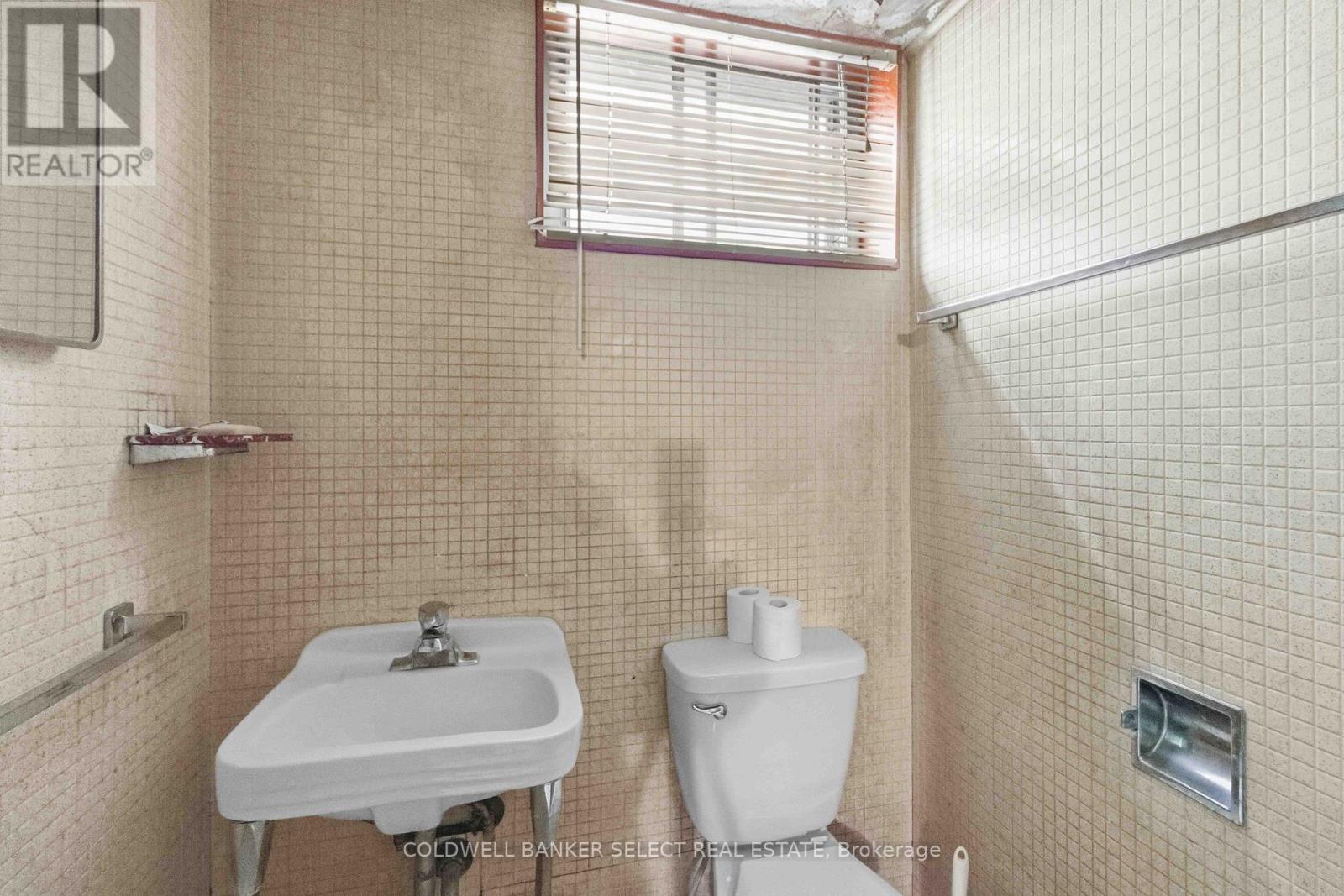 879 Sixth Street, Mississauga, Ontario  L5E 1N5 - Photo 24 - W13104826