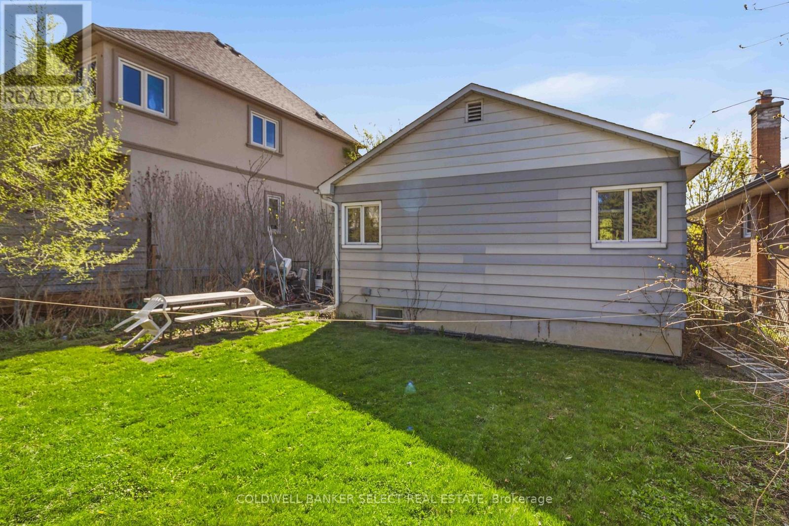 879 Sixth Street, Mississauga, Ontario  L5E 1N5 - Photo 26 - W13104826