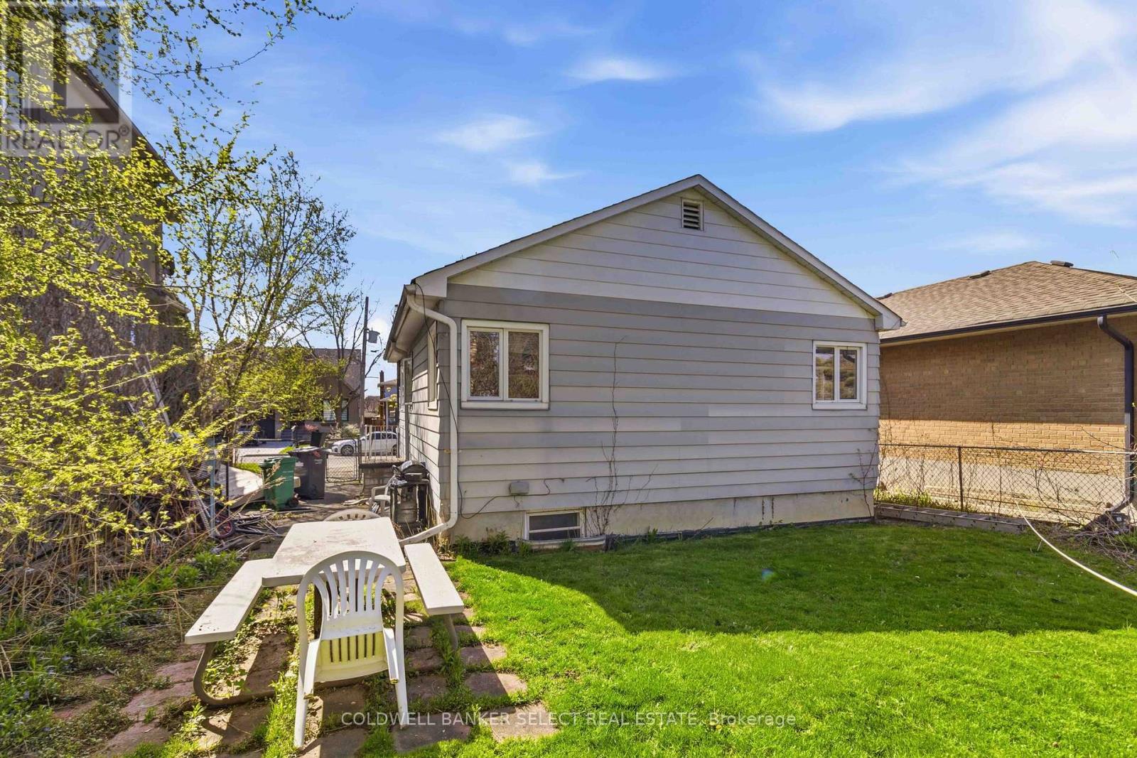 879 Sixth Street, Mississauga, Ontario  L5E 1N5 - Photo 29 - W13104826