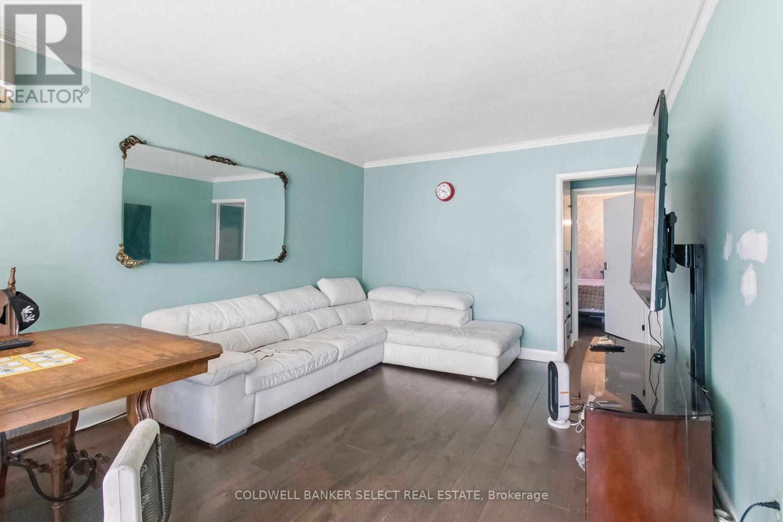 879 Sixth Street, Mississauga, Ontario  L5E 1N5 - Photo 8 - W13104826