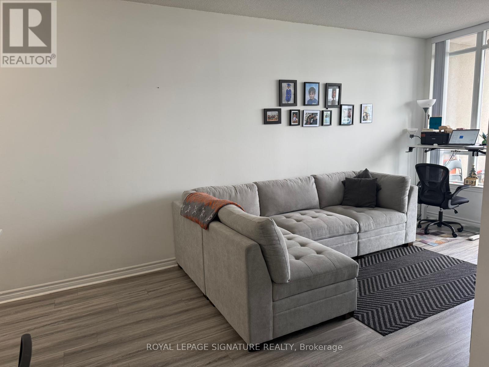 2506 - 388 Prince Of Wales Drive, Mississauga, Ontario  L5B 0A1 - Photo 10 - W13104840