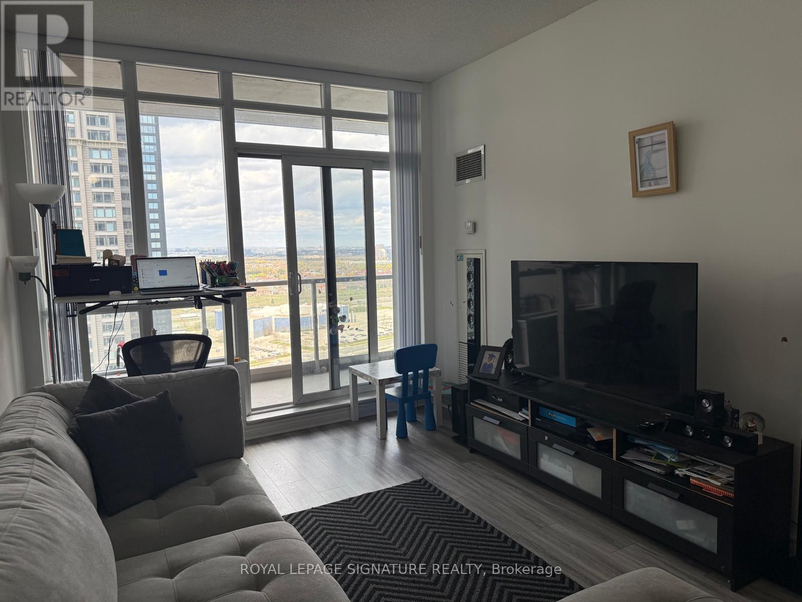 2506 - 388 Prince Of Wales Drive, Mississauga, Ontario  L5B 0A1 - Photo 13 - W13104840