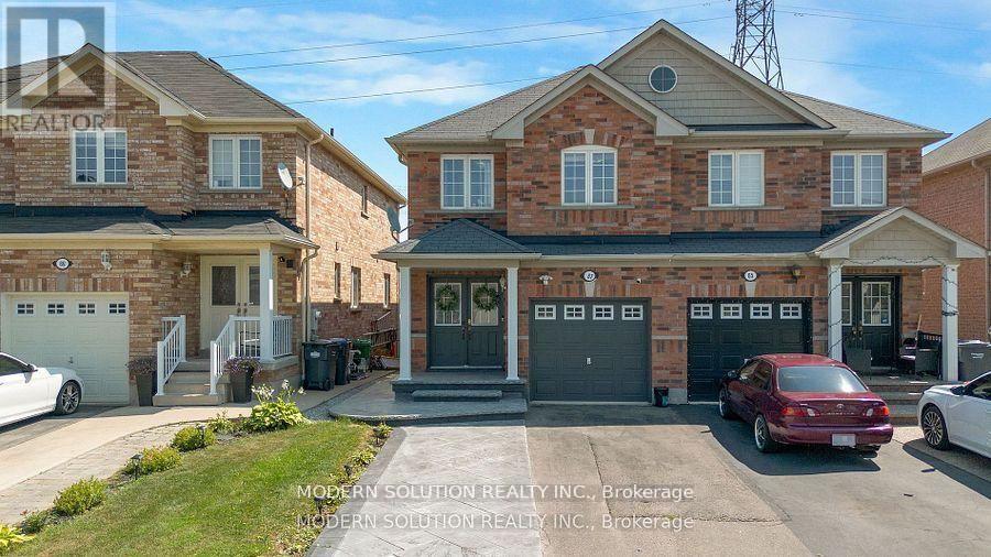 67 Roundstone Drive, Brampton, Ontario  L6X 0K4 - Photo 2 - W13104902