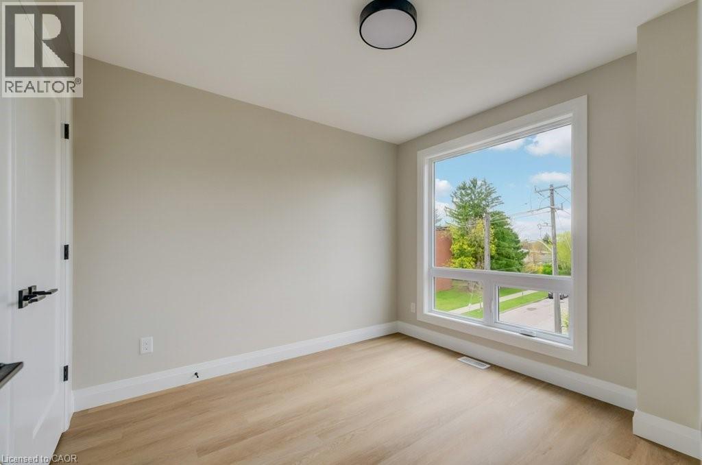 210 Heritage Drive Unit# Upper, Kitchener, Ontario  N2B 3J6 - Photo 15 - 40828708