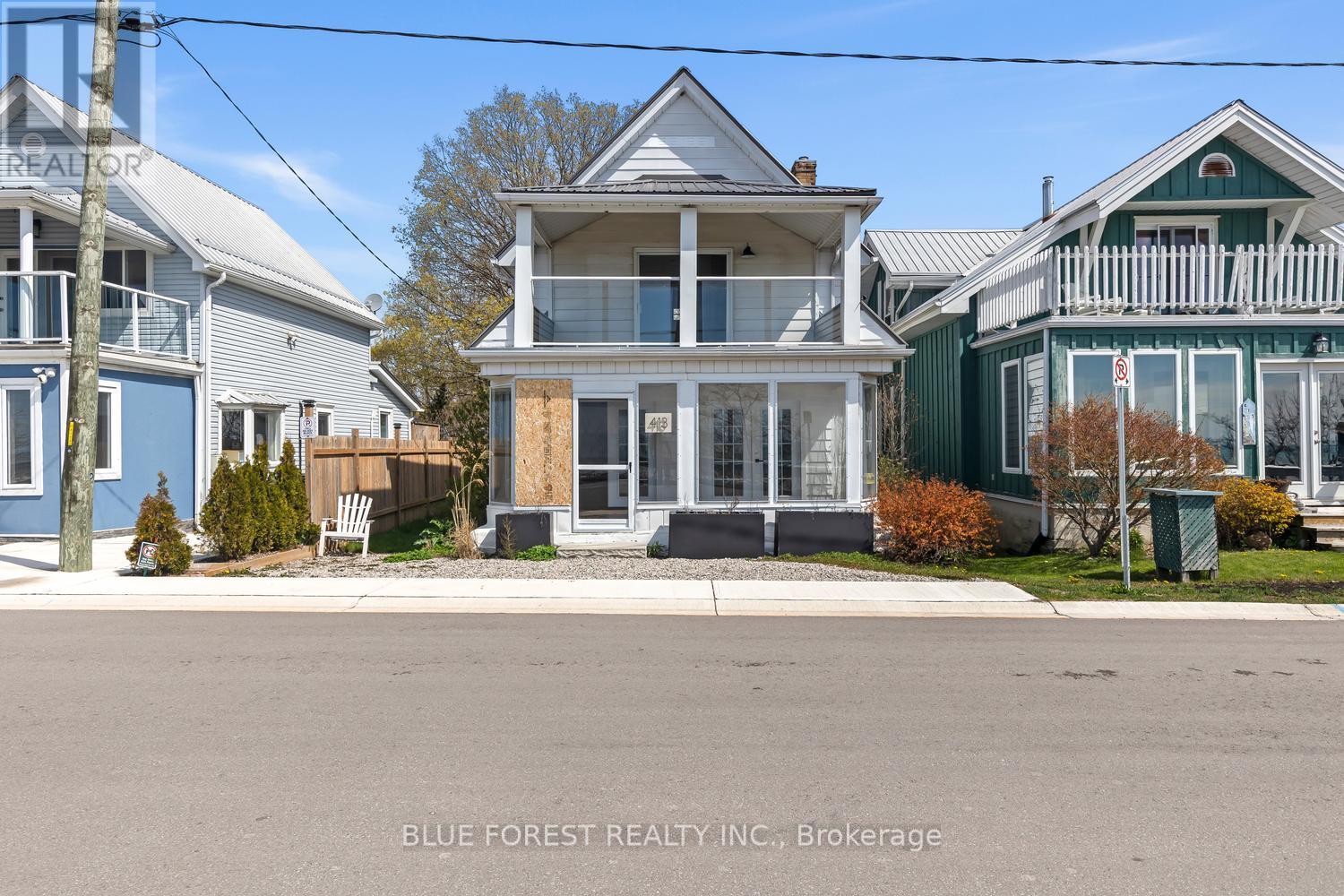 413 FRONT STREET, Central Elgin, Ontario