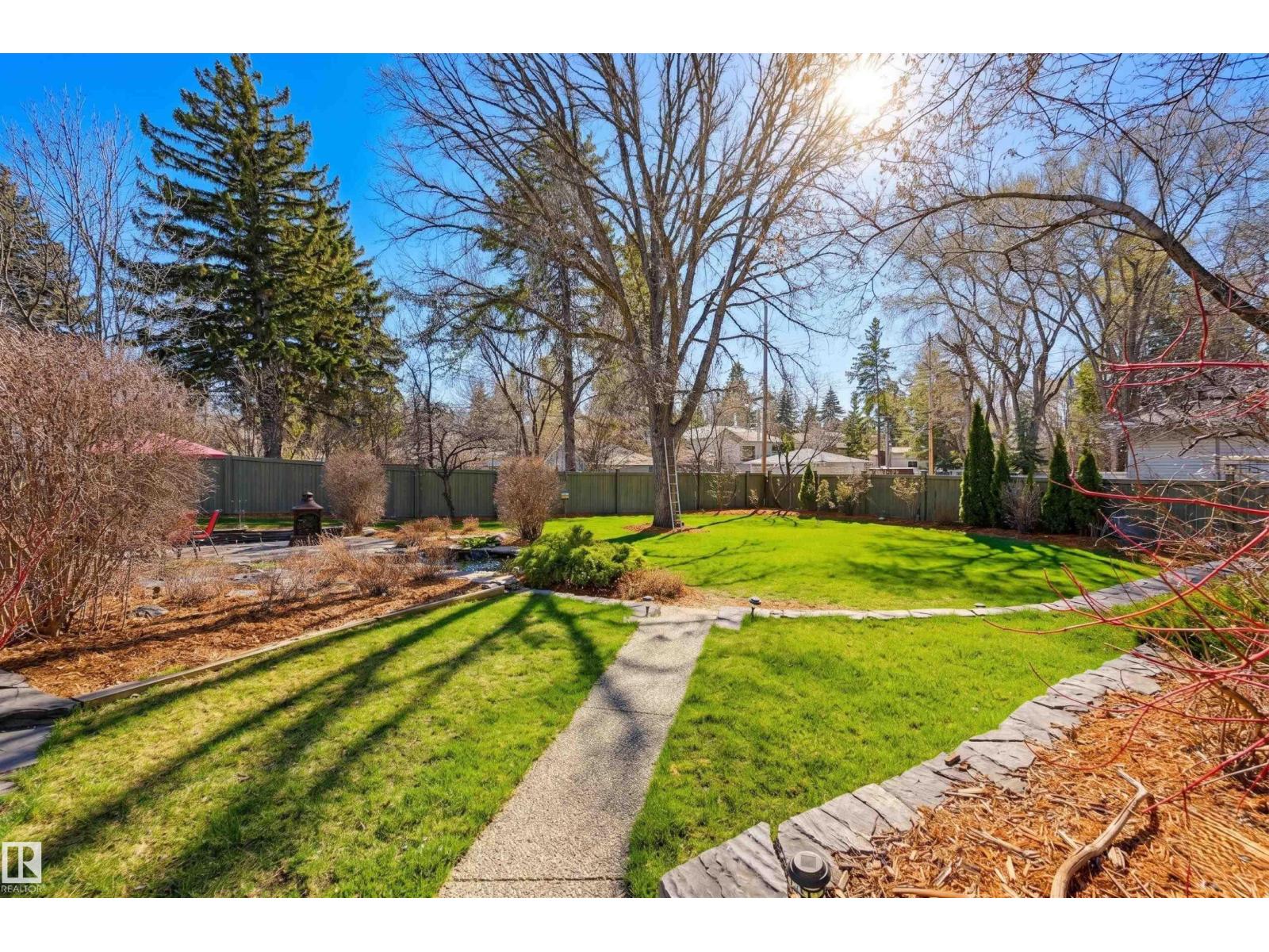 9212 118 St Nw, Edmonton, Alberta  T6G 1T9 - Photo 22 - E4486679