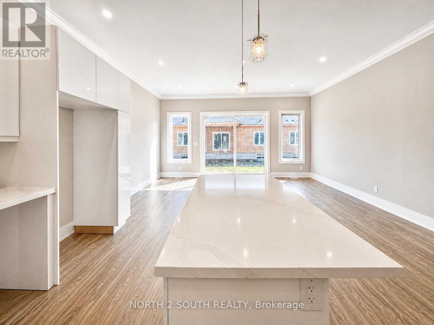 1056 Hansler Road, Welland, Ontario  L3C 7M5 - Photo 8 - X13104710