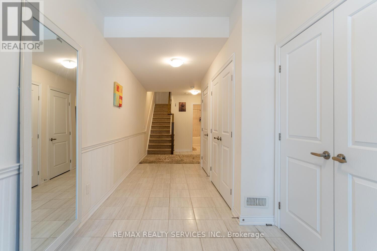 7 Ridgeside Lane, Hamilton, Ontario  L8B 1W5 - Photo 8 - X13104774