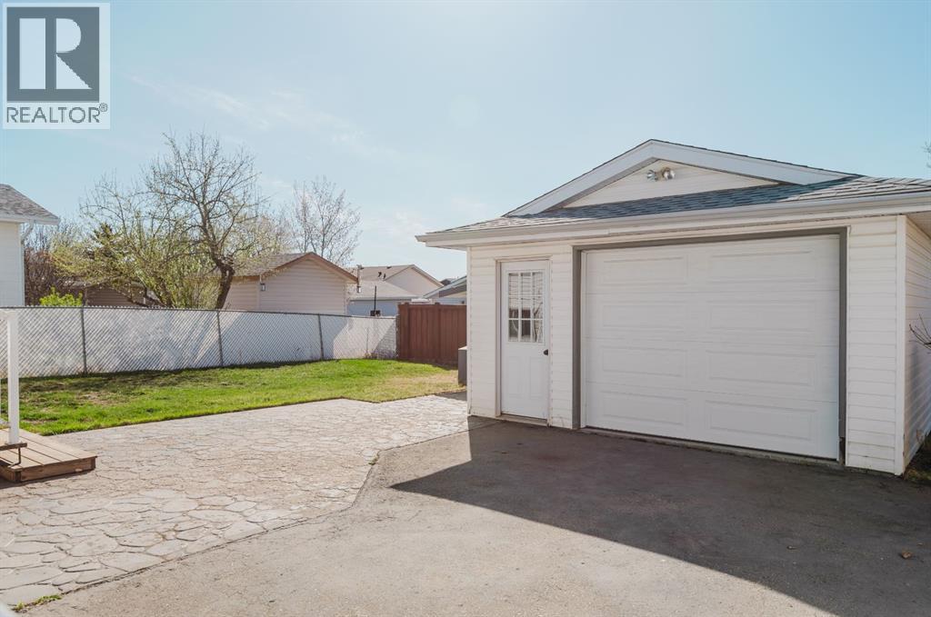 9007 104 Avenue, Grande Prairie, Alberta  T8X 1E8 - Photo 29 - A2309430