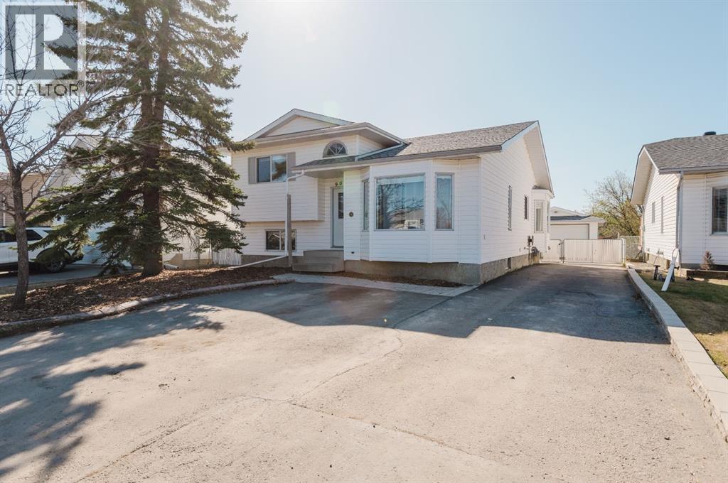 9007 104 Avenue, Grande Prairie, Alberta  T8X 1E8 - Photo 2 - A2309430