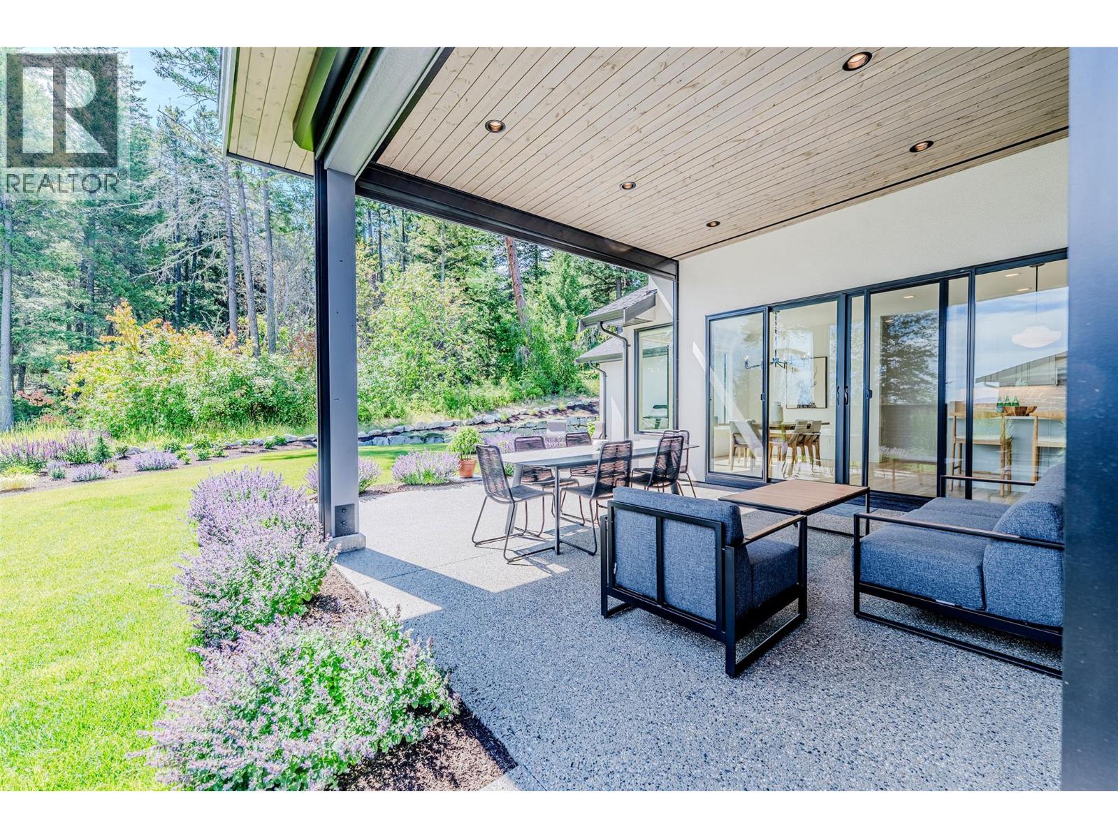 184 Diamond Way, Vernon, British Columbia  V1H 0A2 - Photo 11 - 10386457
