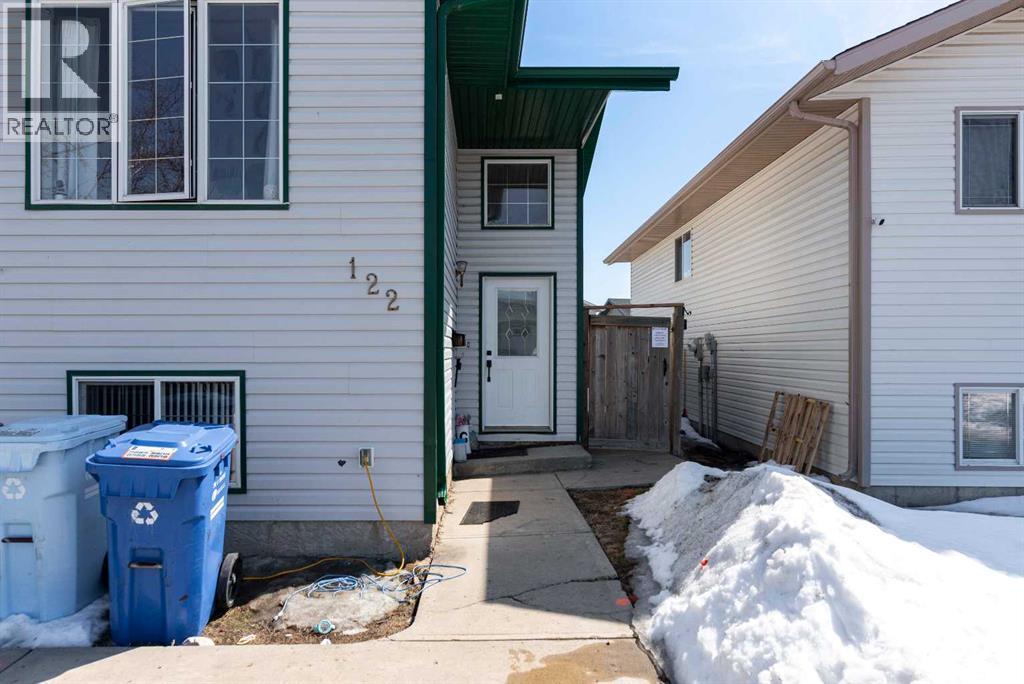 122 Wolff Way, Fort Mcmurray, Alberta  T9H 5G6 - Photo 3 - A2309389