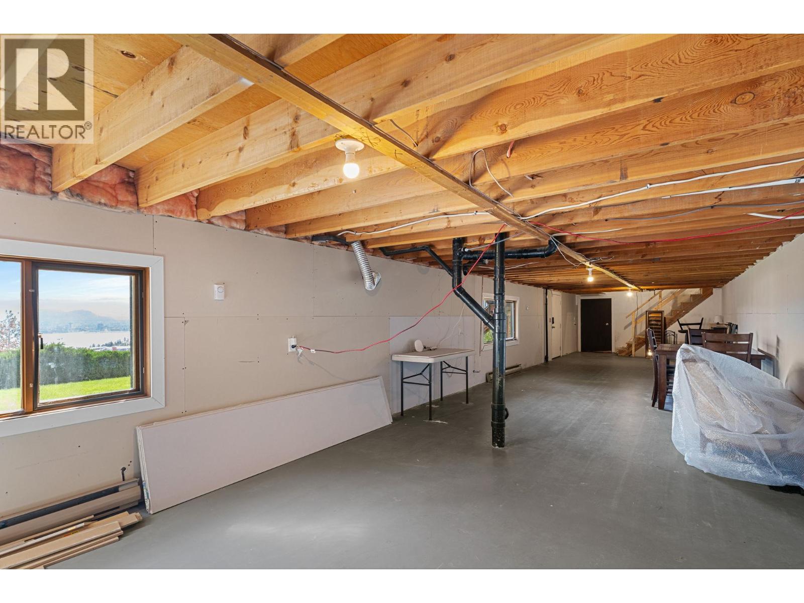 1659 Scott Crescent Kelowna Photo 44