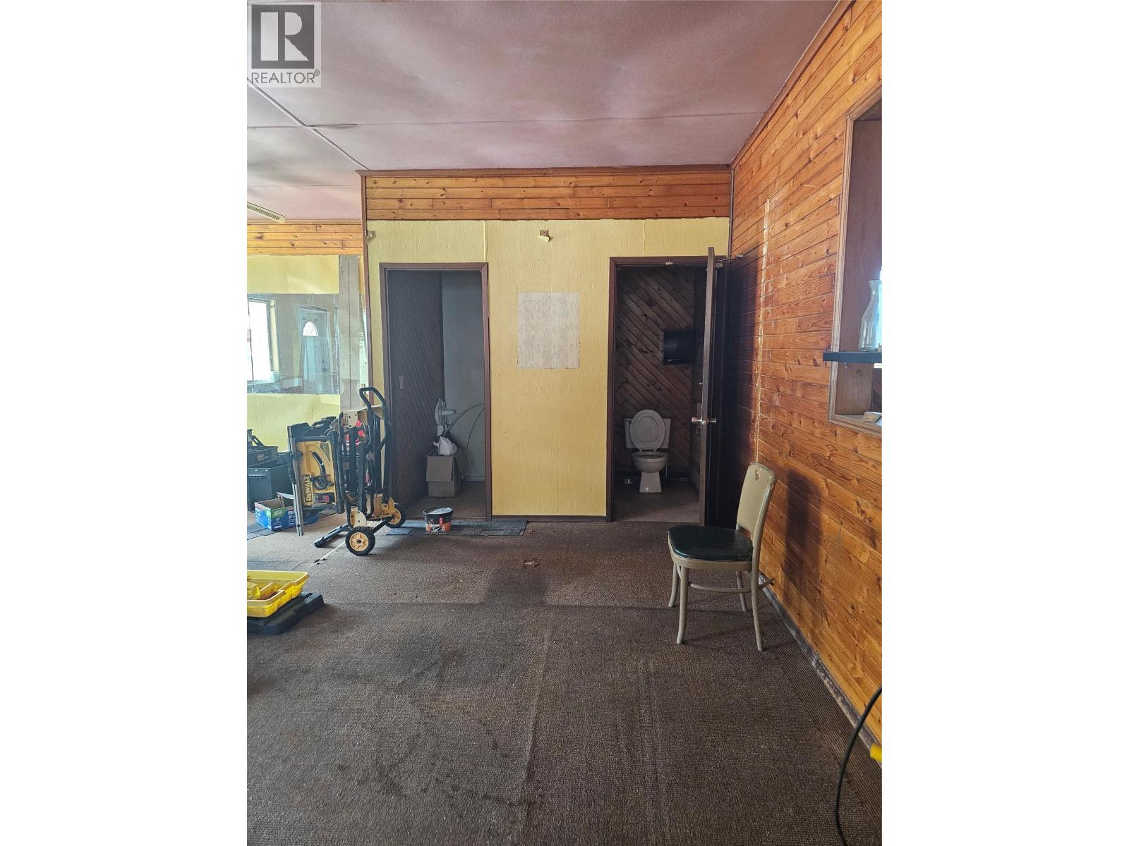 5851 33 Highway, Beaverdell, British Columbia  V0H 1A0 - Photo 5 - 10386713