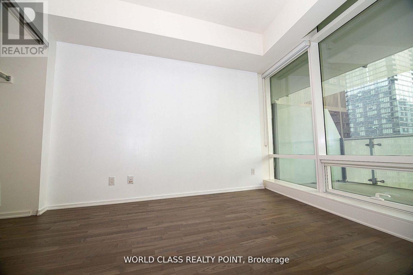 1511 - 1 Bloor Street E, Toronto, Ontario  M4W 0A8 - Photo 17 - C12980176