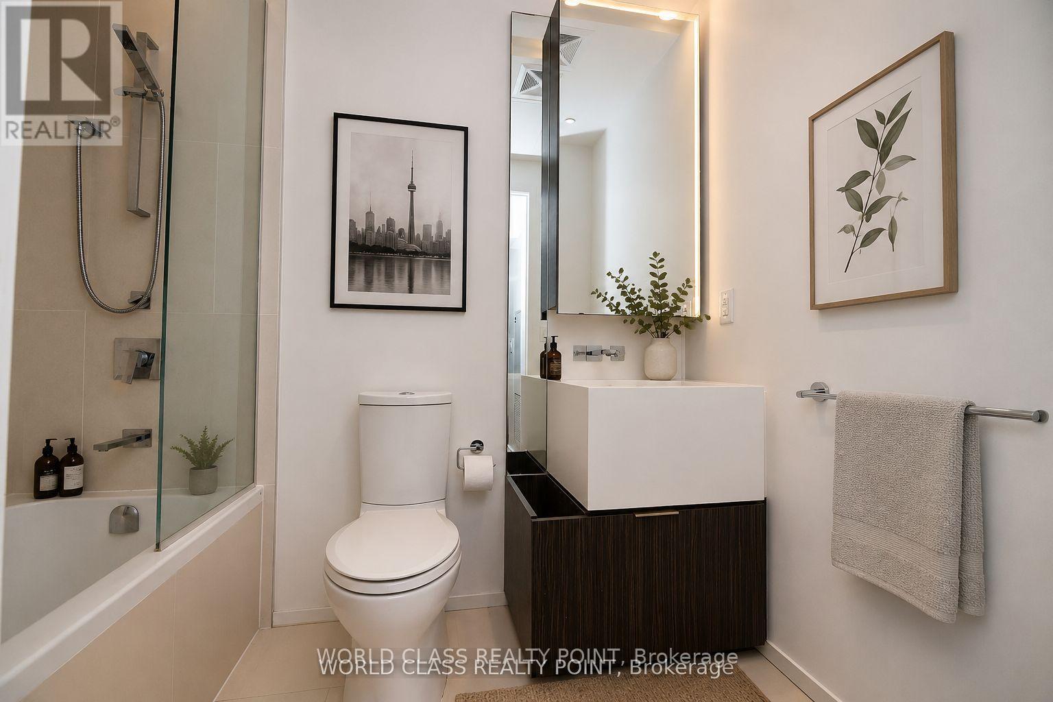 1511 - 1 Bloor Street E, Toronto, Ontario  M4W 0A8 - Photo 7 - C12980176