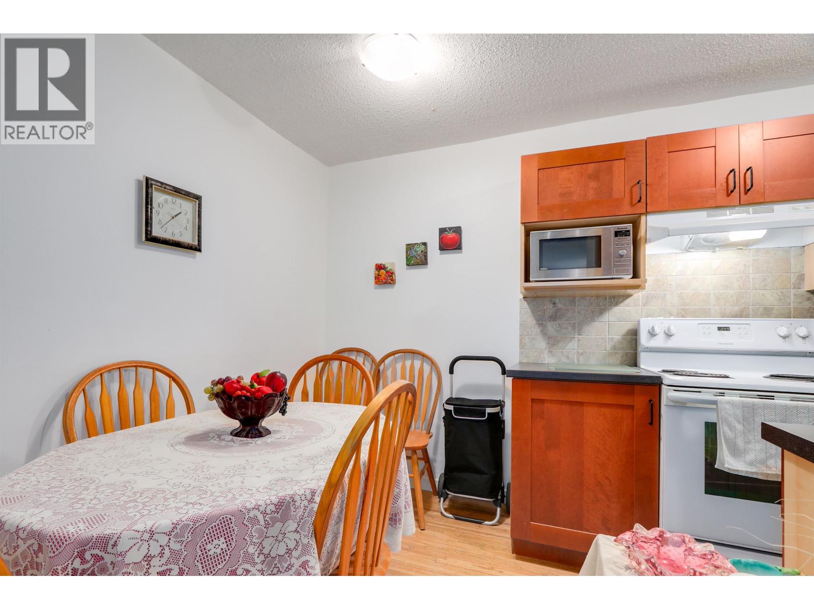 104 135 W 21st Street, North Vancouver, British Columbia  V7M 1Z2 - Photo 10 - R3121417