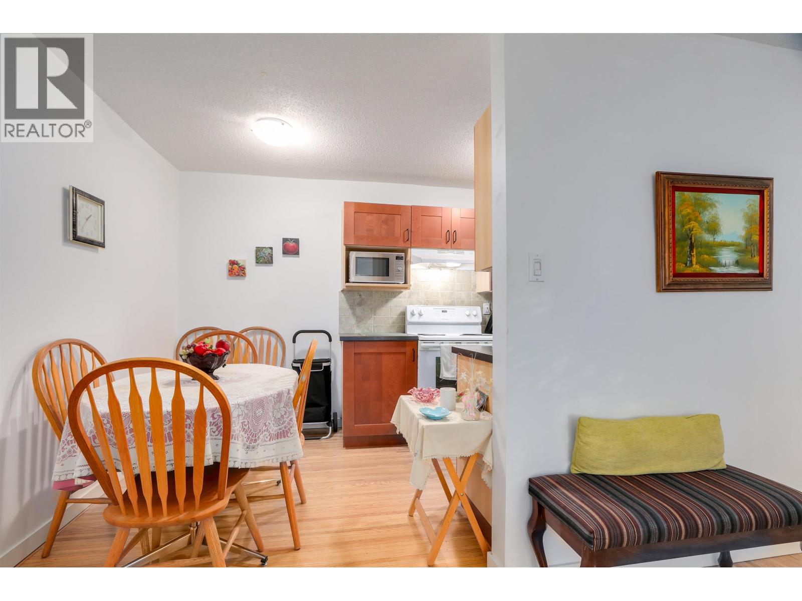 104 135 W 21st Street, North Vancouver, British Columbia  V7M 1Z2 - Photo 11 - R3121417