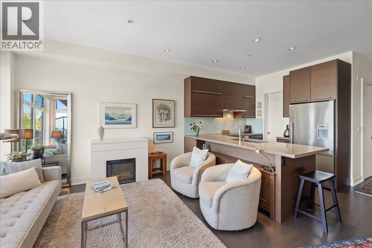 404 4463 W 10th Avenue, Vancouver, British Columbia  V6R 2H8 - Photo 3 - R3121434