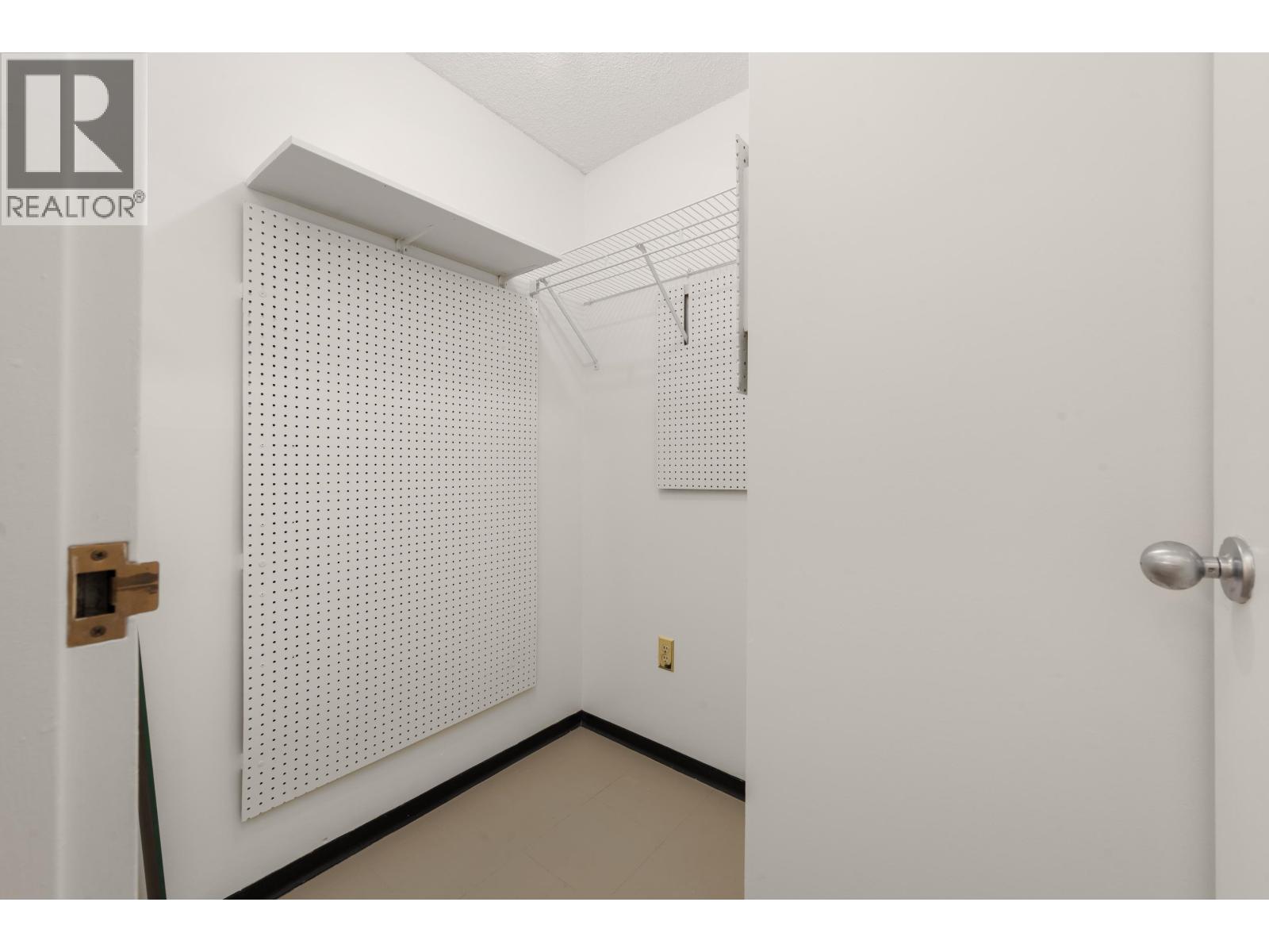 227 9847 Manchester Drive, Burnaby, British Columbia  V3N 4P4 - Photo 21 - R3121445