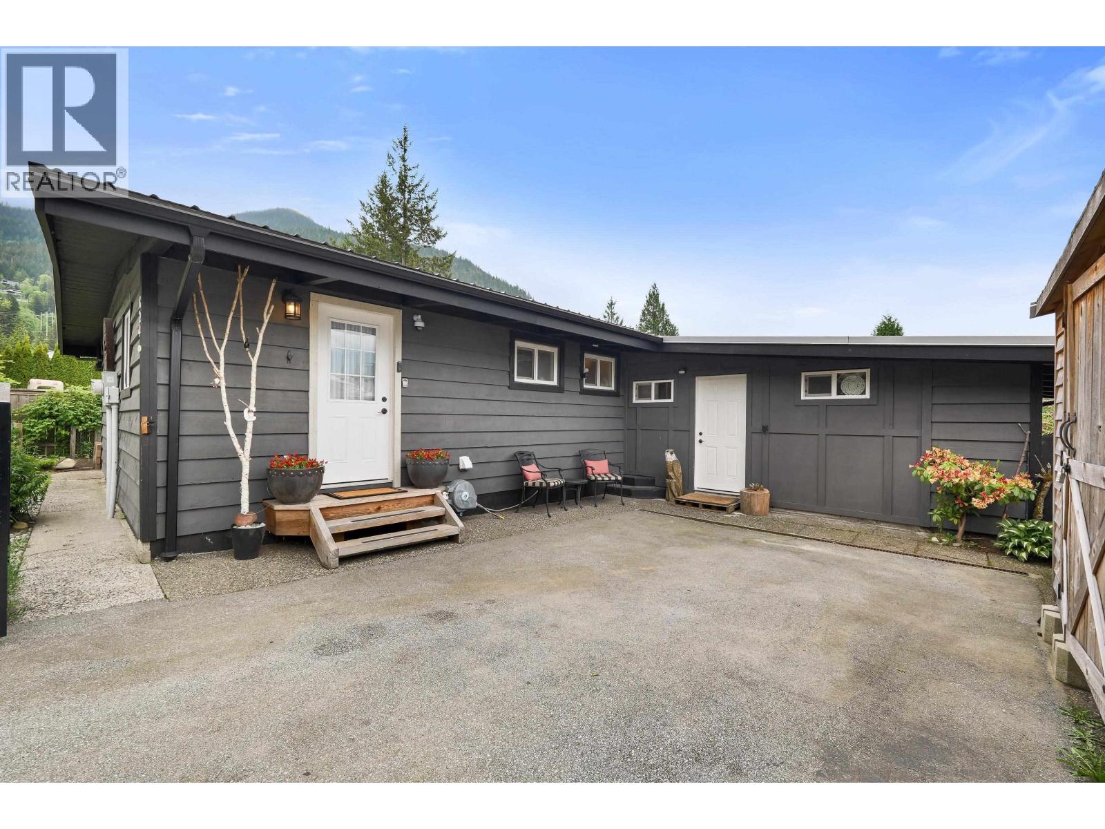 624 Lower Crescent, Britannia Beach, British Columbia  V8B 1J1 - Photo 38 - R3121430
