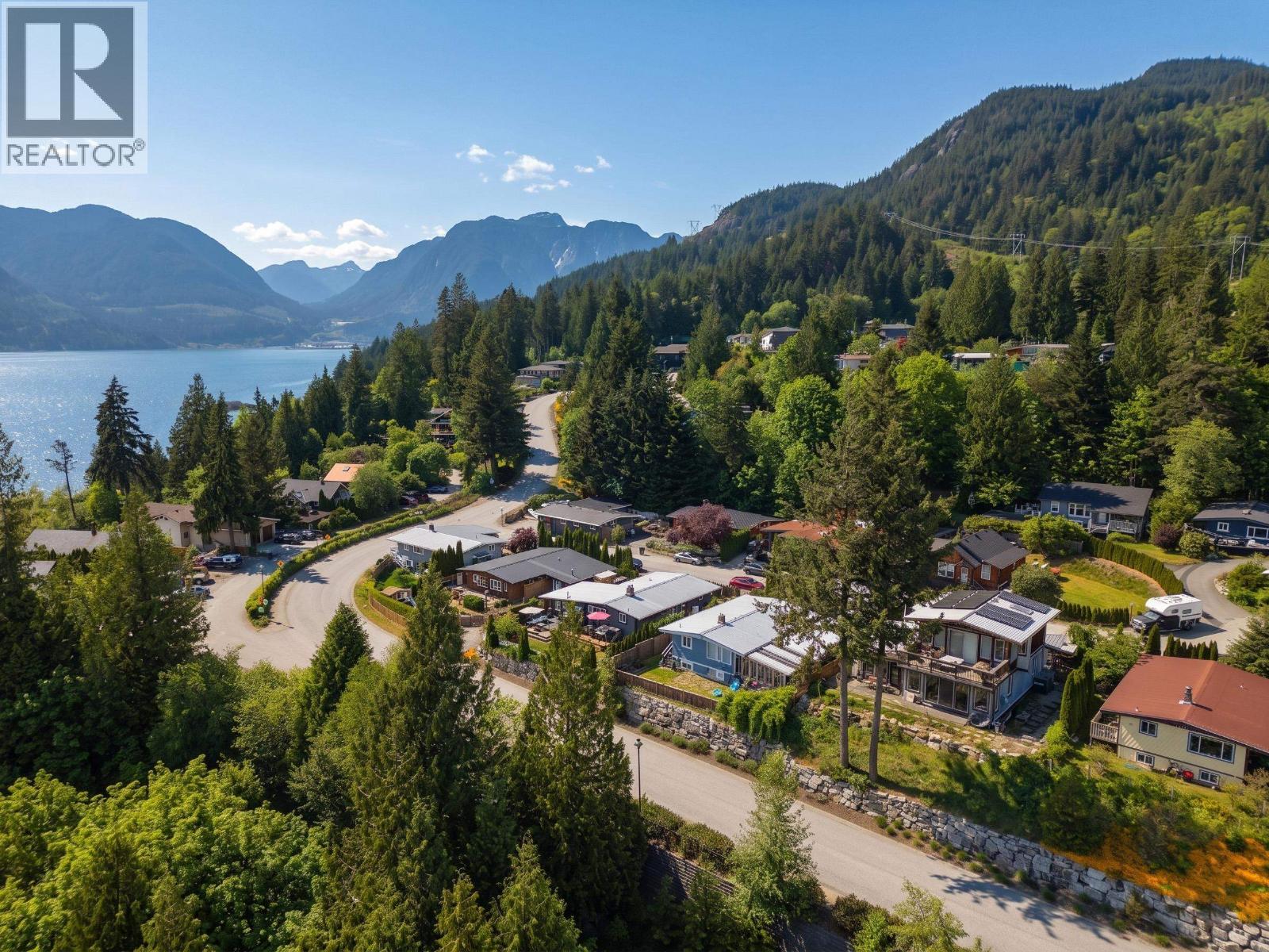 624 Lower Crescent, Britannia Beach, British Columbia  V8B 1J1 - Photo 5 - R3121430