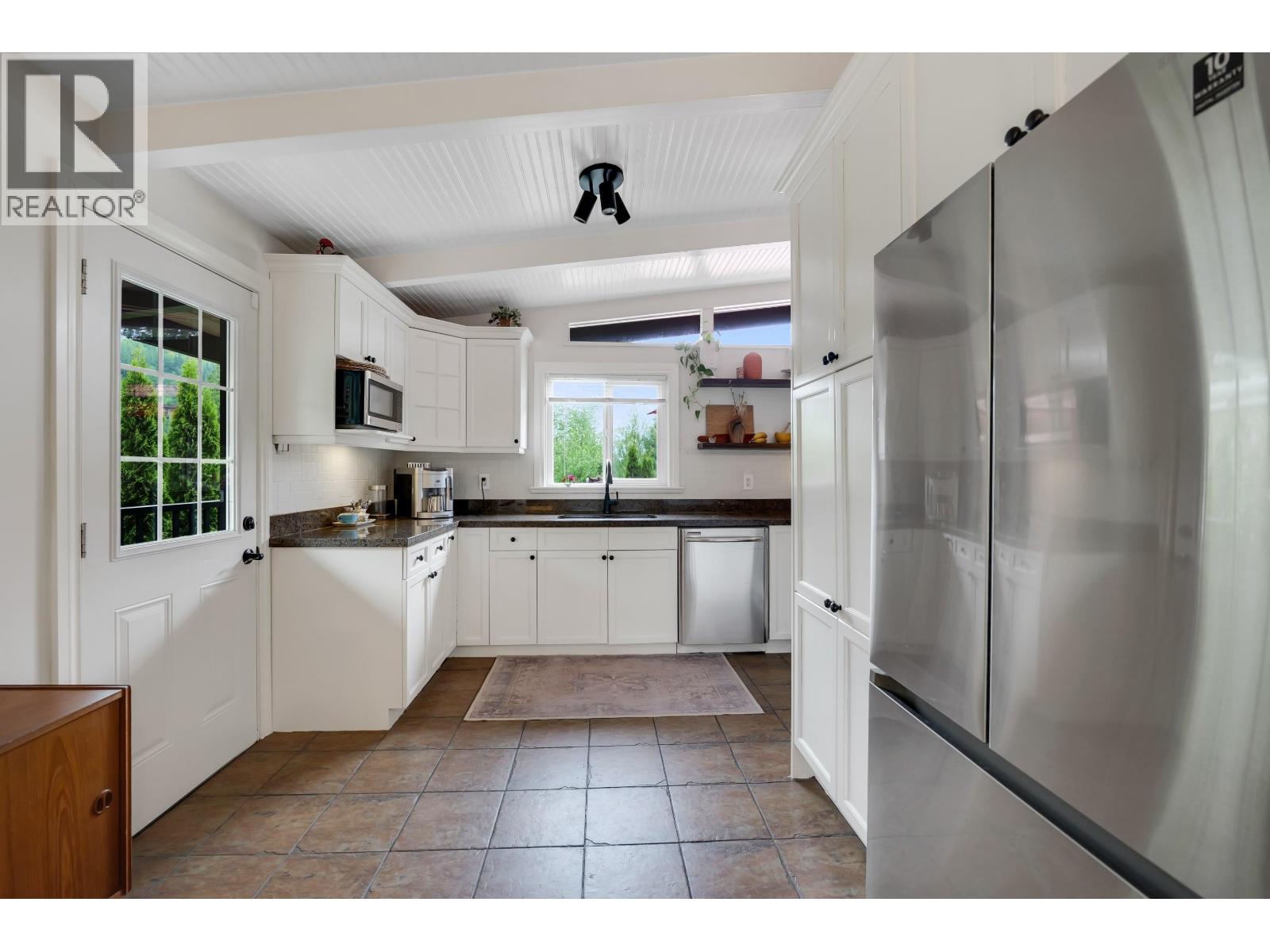 624 Lower Crescent, Britannia Beach, British Columbia  V8B 1J1 - Photo 8 - R3121430