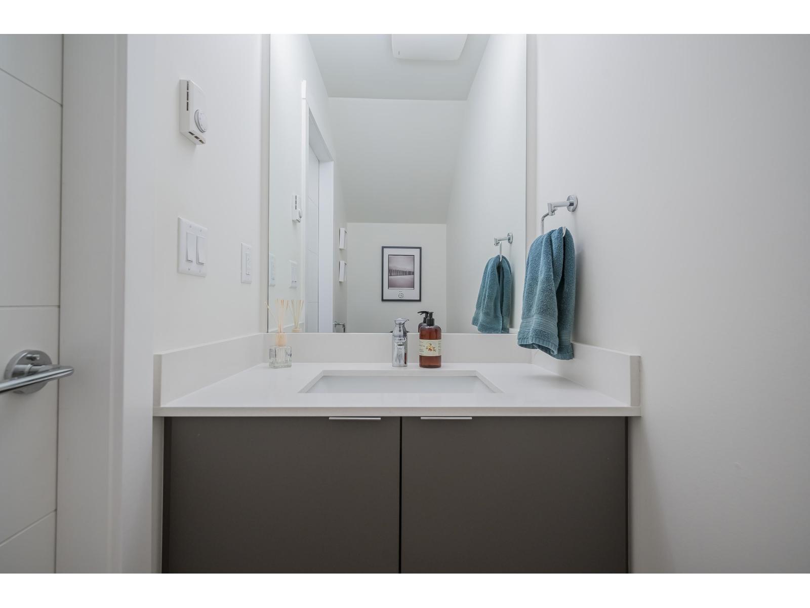 207 6950 Nicholson Road, Delta, British Columbia  V4E 0A8 - Photo 6 - R3121403