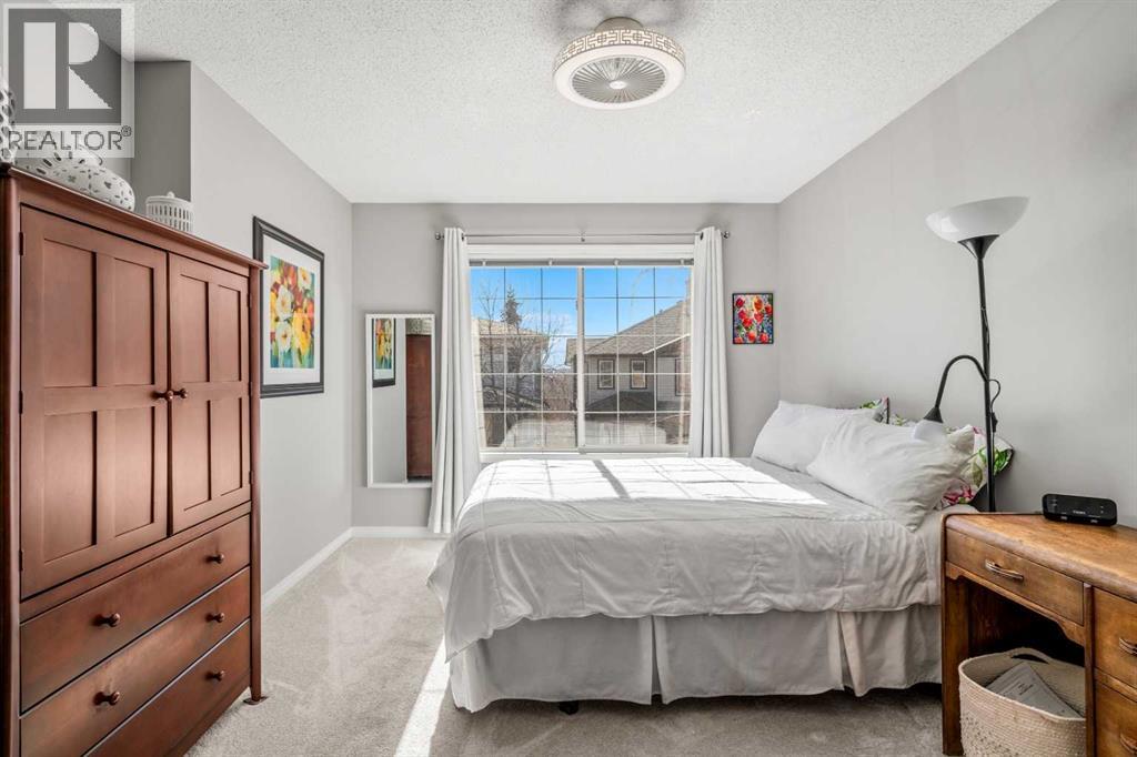 18 Hidden Creek Rise Nw, Calgary, Alberta  T3A 6L5 - Photo 17 - A2290878