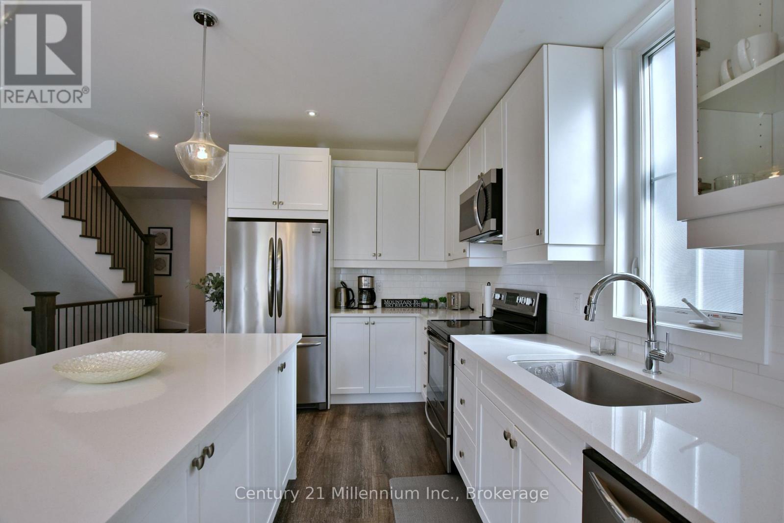349 Yellow Birch Crescent, Blue Mountains, Ontario  L9Y 0R4 - Photo 15 - X13104982