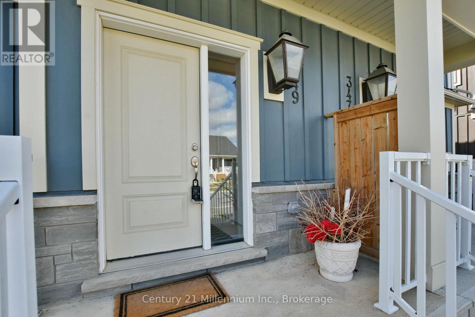 349 Yellow Birch Crescent, Blue Mountains, Ontario  L9Y 0R4 - Photo 3 - X13104982