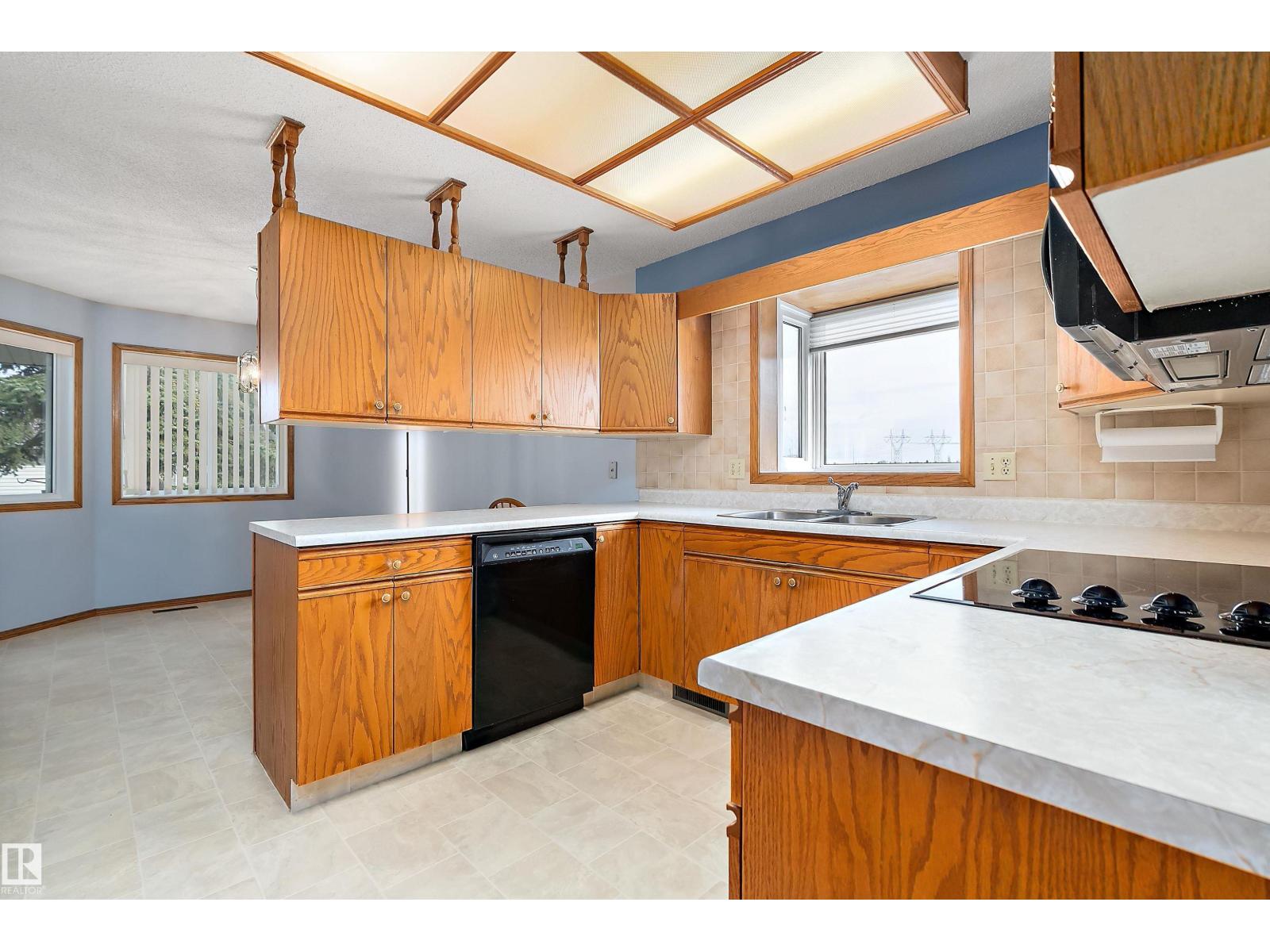 #45 903 109 St Nw, Edmonton, Alberta  T6J 6R1 - Photo 11 - E4486683