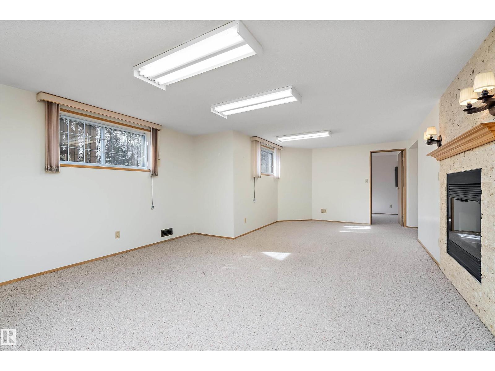 #45 903 109 St Nw, Edmonton, Alberta  T6J 6R1 - Photo 29 - E4486683