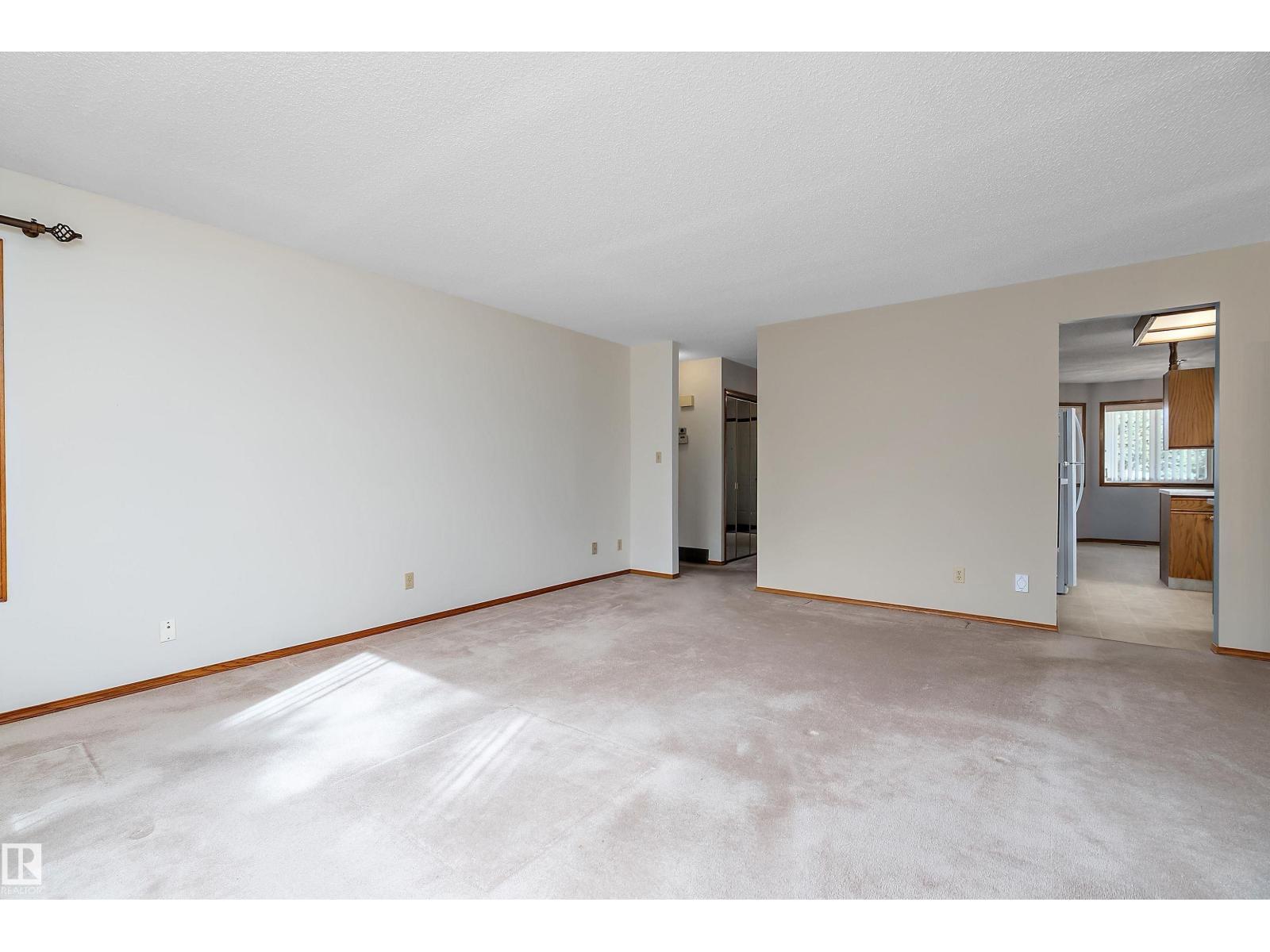 #45 903 109 St Nw, Edmonton, Alberta  T6J 6R1 - Photo 6 - E4486683