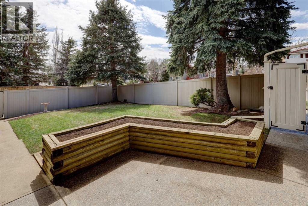 1304 Norfolk Drive NW, Calgary, Alberta  T2K 5P3 - Photo 35 - A2306550