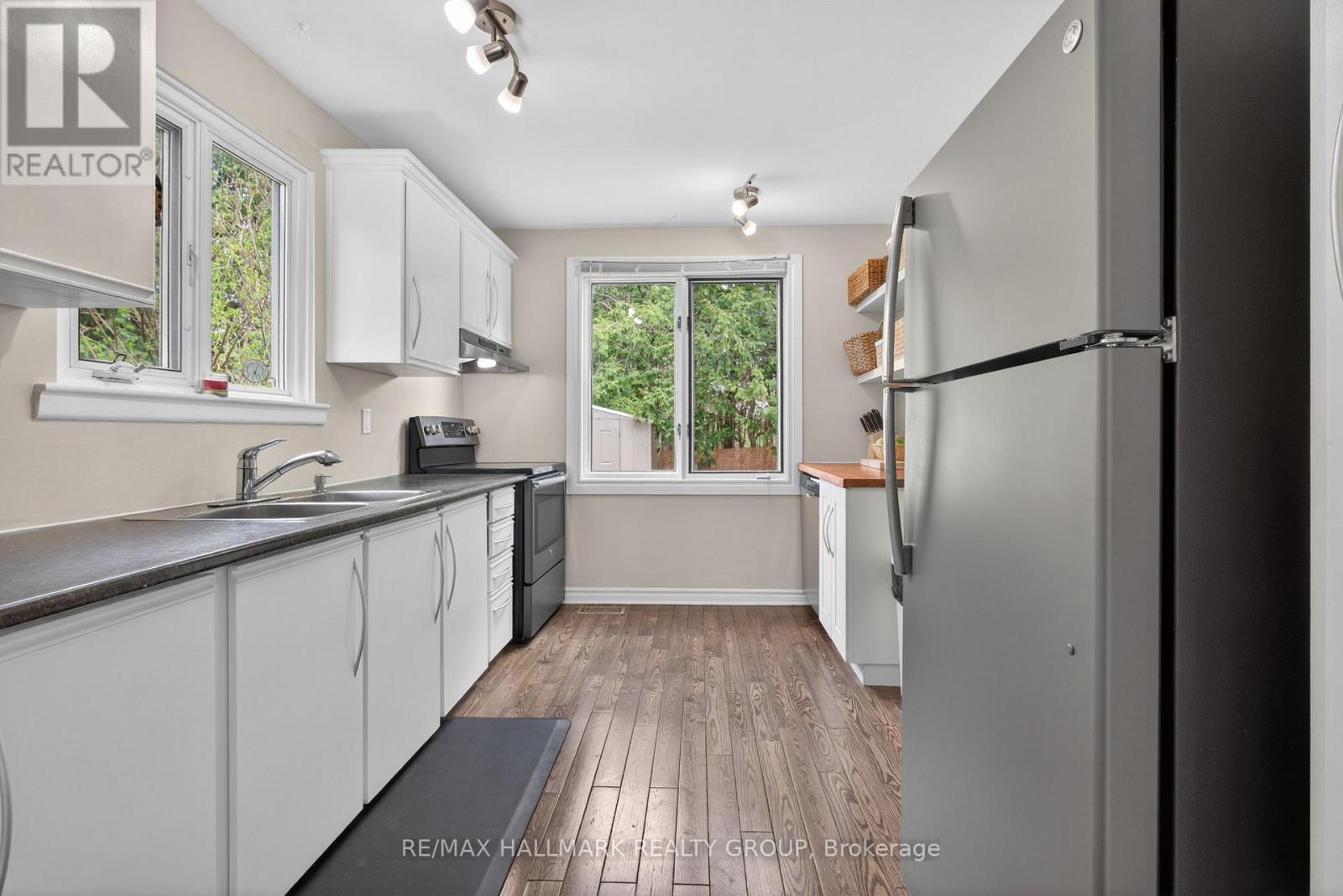 6 Beddoe Lane, Ottawa, Ontario  K1B 3Y1 - Photo 15 - X13105034