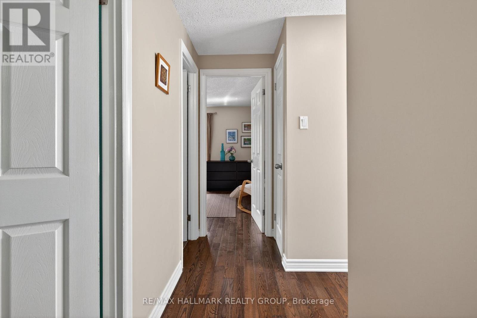 6 Beddoe Lane, Ottawa, Ontario  K1B 3Y1 - Photo 23 - X13105034