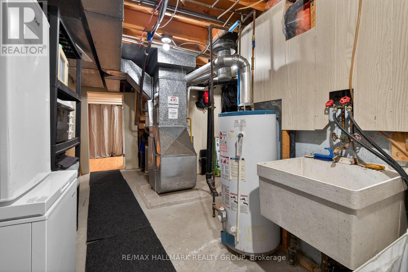 6 Beddoe Lane, Ottawa, Ontario  K1B 3Y1 - Photo 46 - X13105034