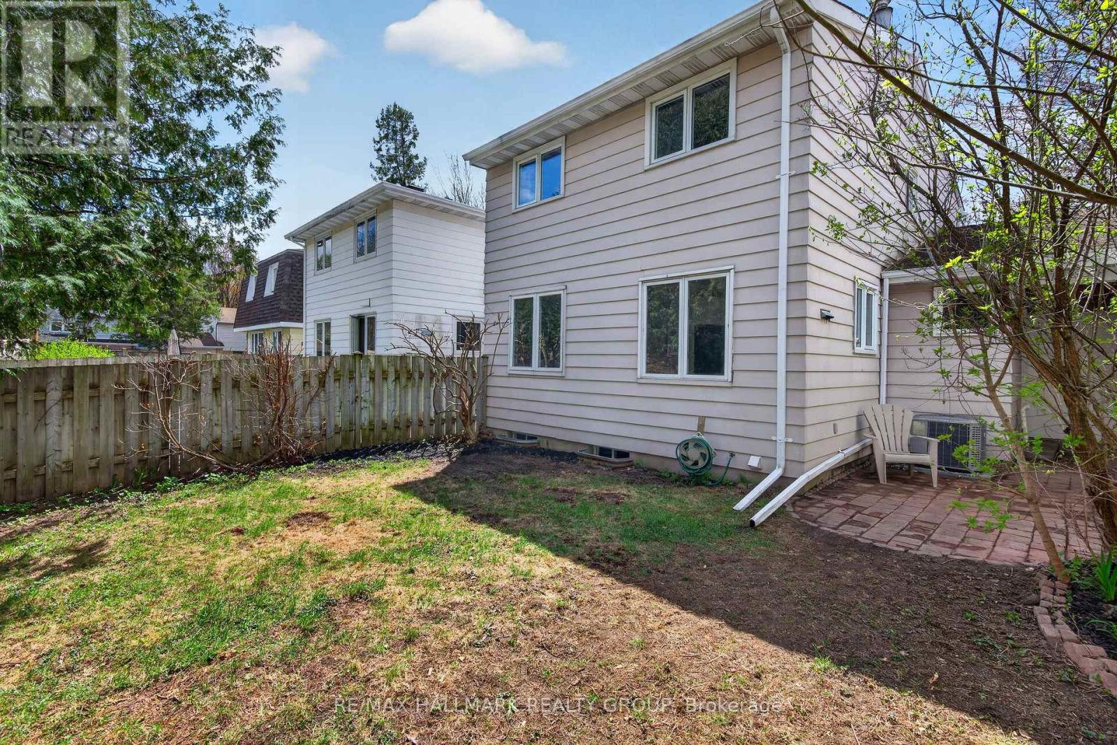 6 Beddoe Lane, Ottawa, Ontario  K1B 3Y1 - Photo 47 - X13105034