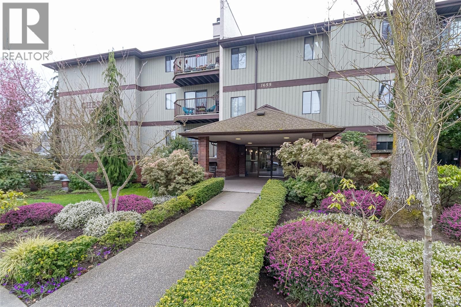 314 1655 Begbie St, Victoria, British Columbia  V8R 1L4 - Photo 1 - 1036265