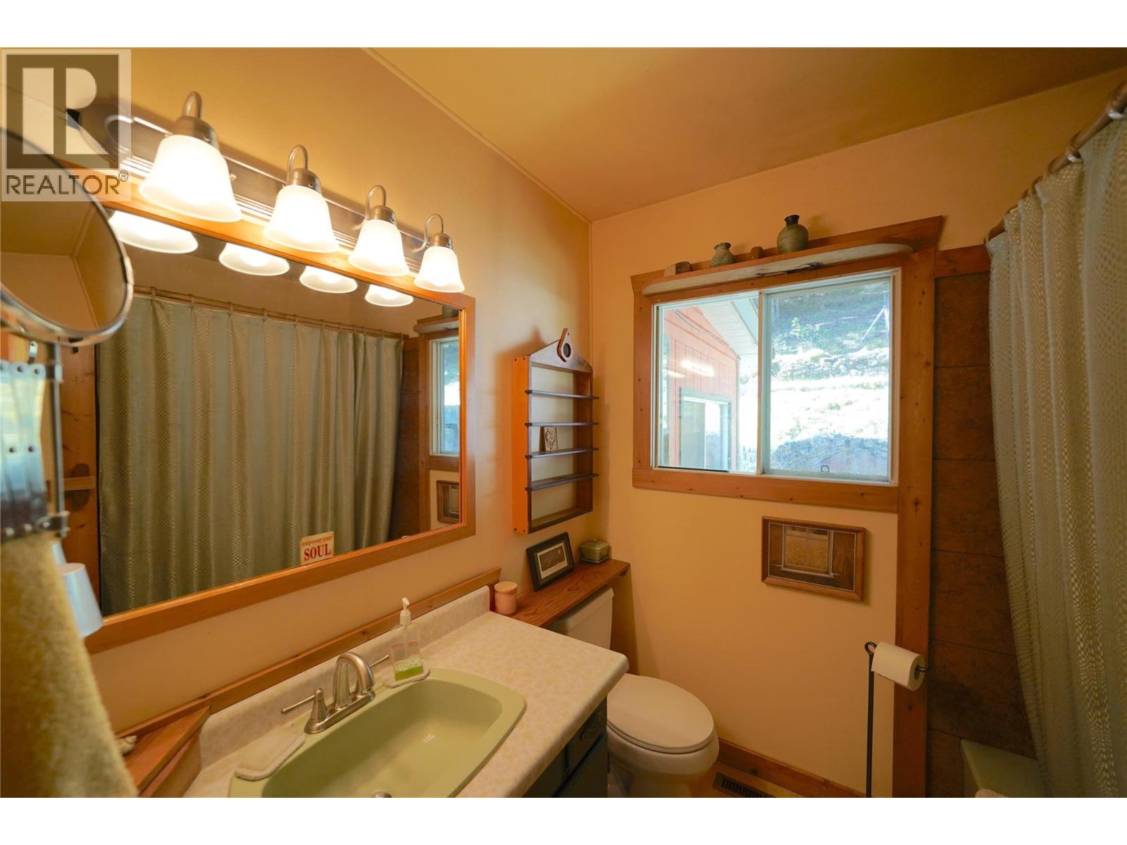 281 Iwanik Road, Procter, British Columbia  V1L 0B5 - Photo 36 - 10385671