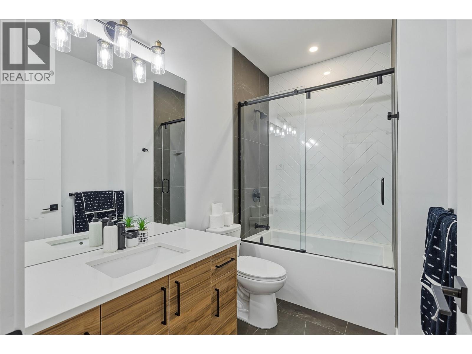 2405 Talbot Place, Kamloops, British Columbia  V1S 2B2 - Photo 33 - 10386447