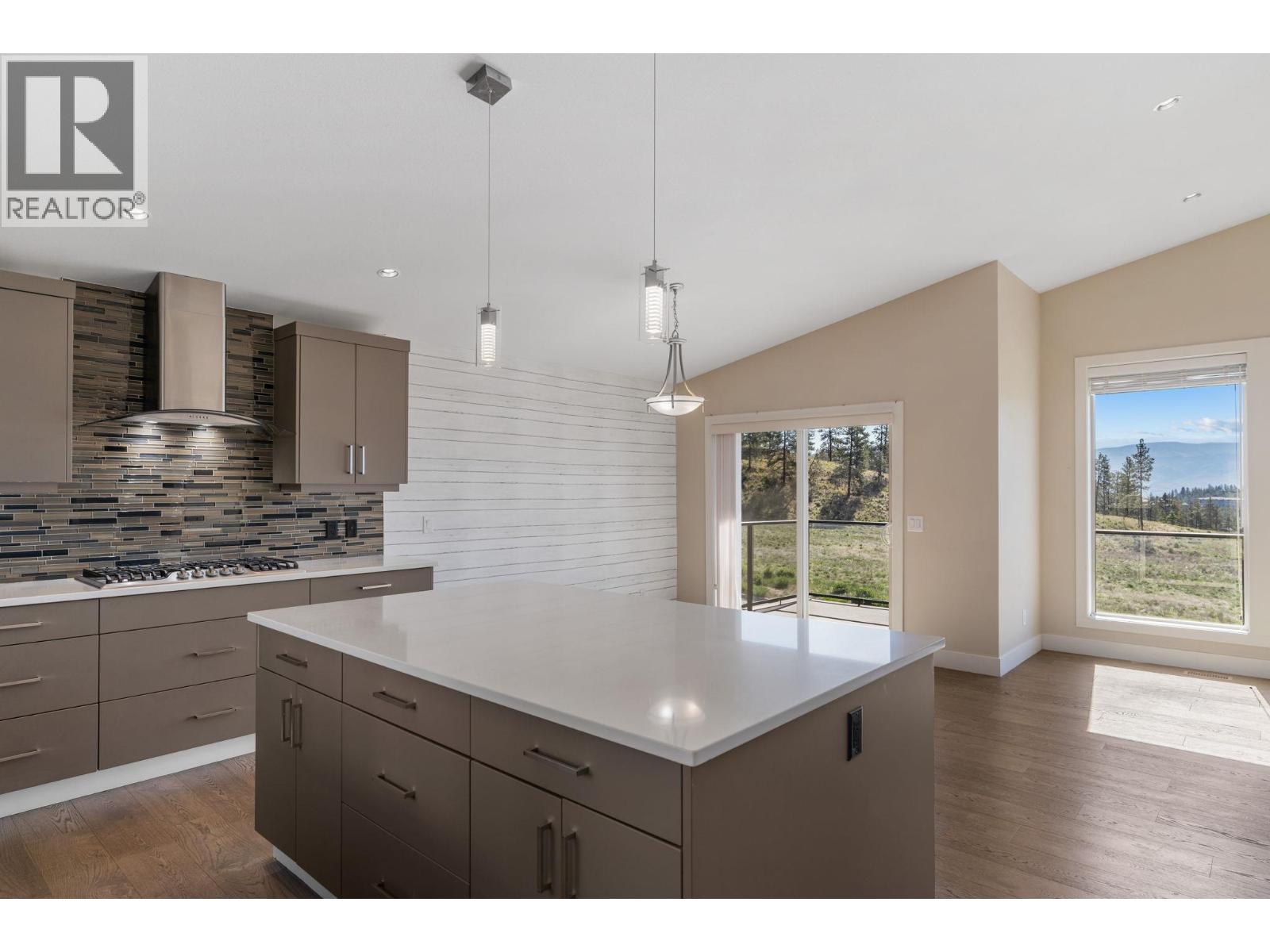 2604 Paramount Drive, West Kelowna, British Columbia  V4T 3M6 - Photo 12 - 10386666