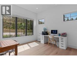 5631 Upper Mission Court, Kelowna, British Columbia  V1W 0C5 - Photo 27 - 10386675