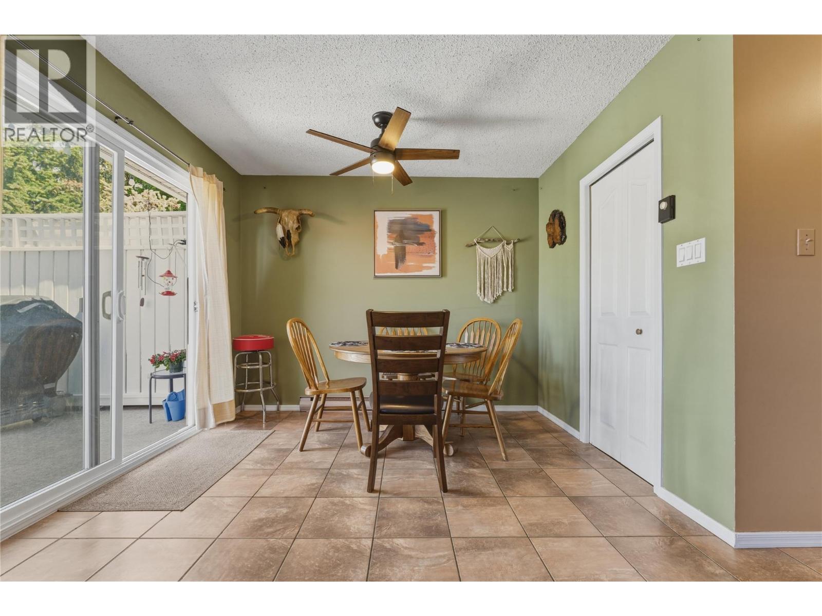 6705 Longacre Drive, Vernon, British Columbia  V1H 1J1 - Photo 14 - 10386756
