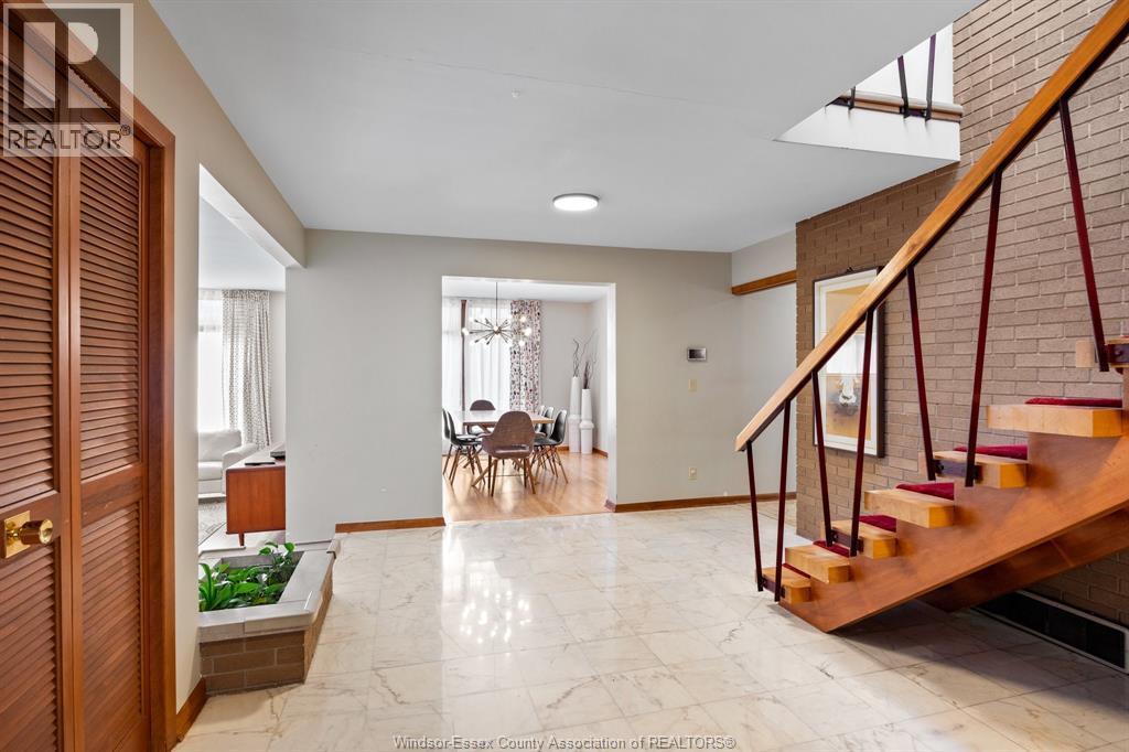 3760 Victoria Boulevard, Windsor, Ontario  N9E 3L8 - Photo 6 - 26010565