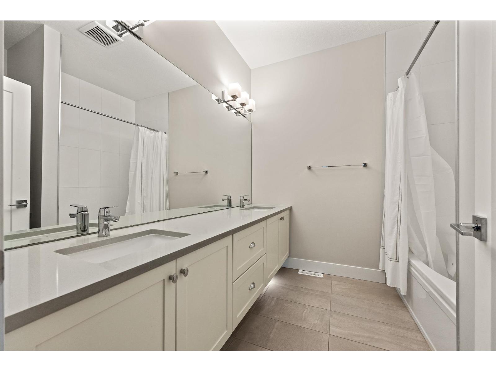5 15688 28 Avenue, Surrey, British Columbia  V3Z 0N1 - Photo 20 - R3121236